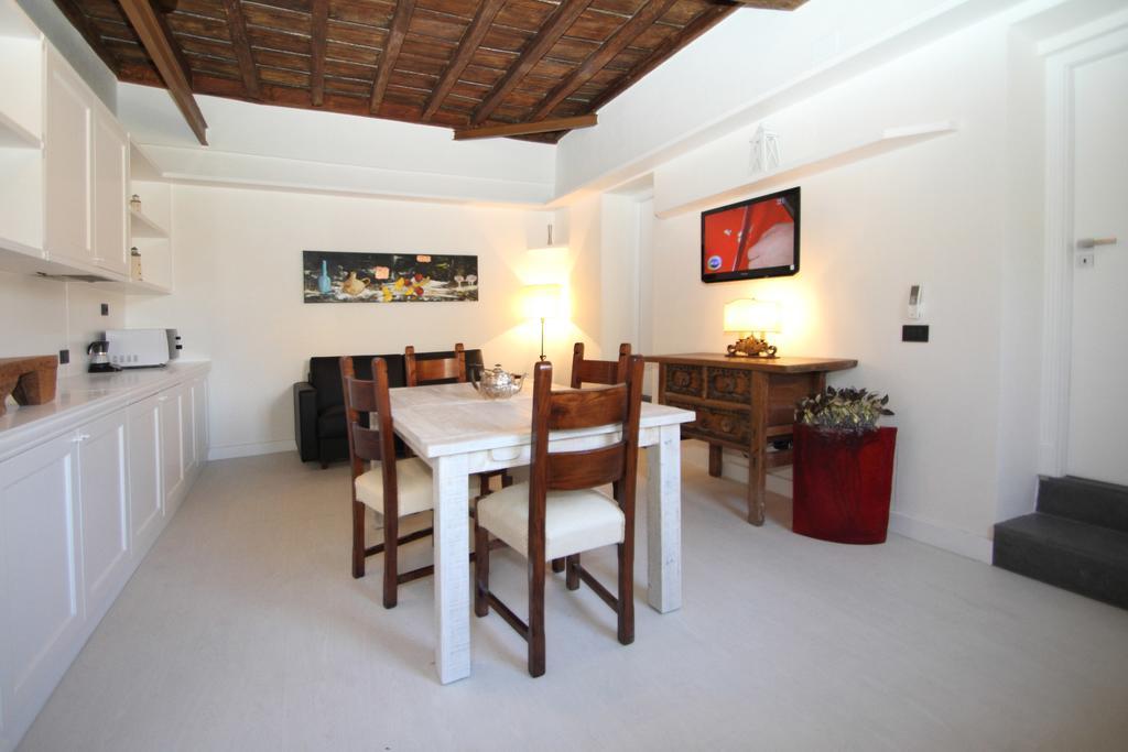 LHP Suite Roma Trastevere Cameră foto